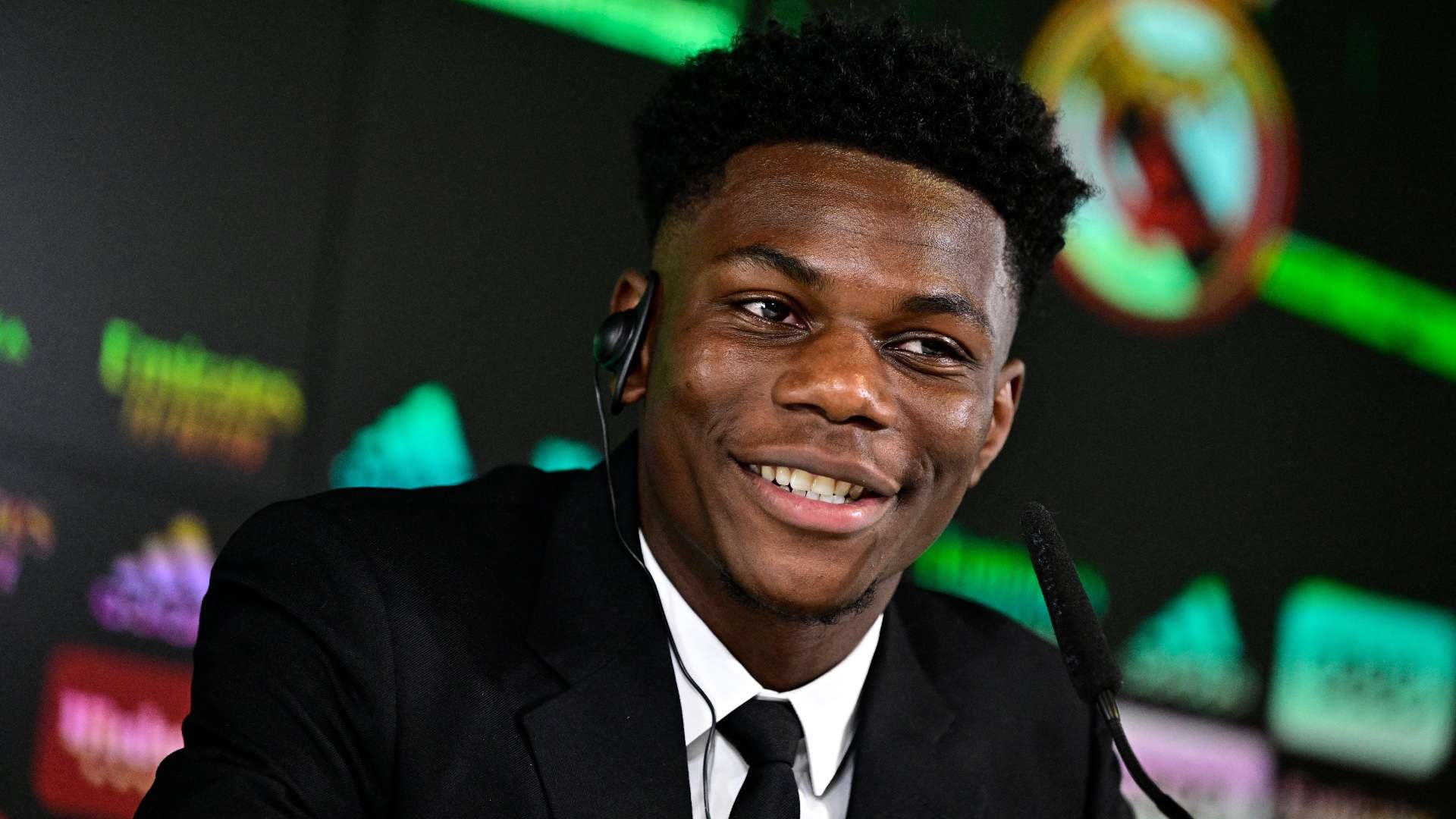 篮板无情碾 篮板无情碾