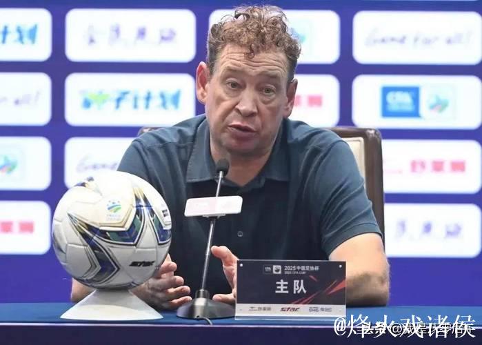 拿下“典型德比” 斯卢茨基直言上海申花赢在…… 拿下“典型德比” 斯卢茨基直言上海申花赢在……