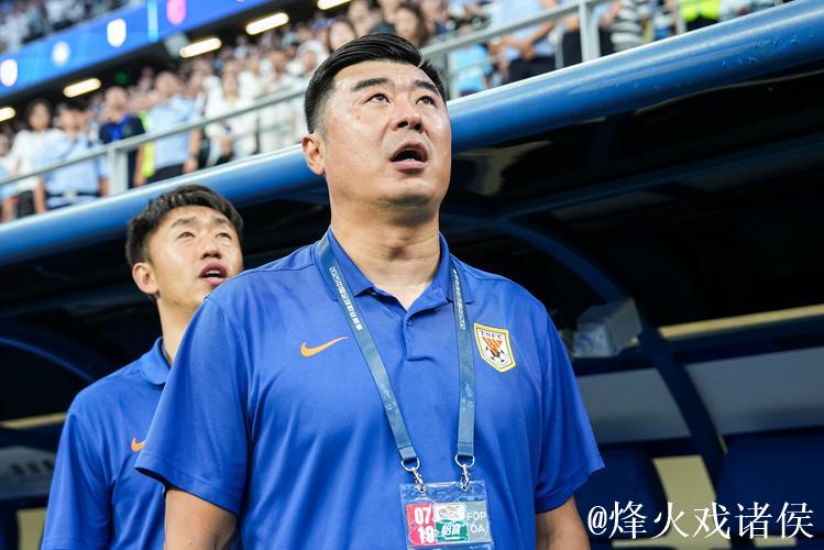 代理主帅韩鹏首秀失利 山东泰山重建工作任重道远 代理主帅韩鹏首秀失利 山东泰山重建工作任重道远